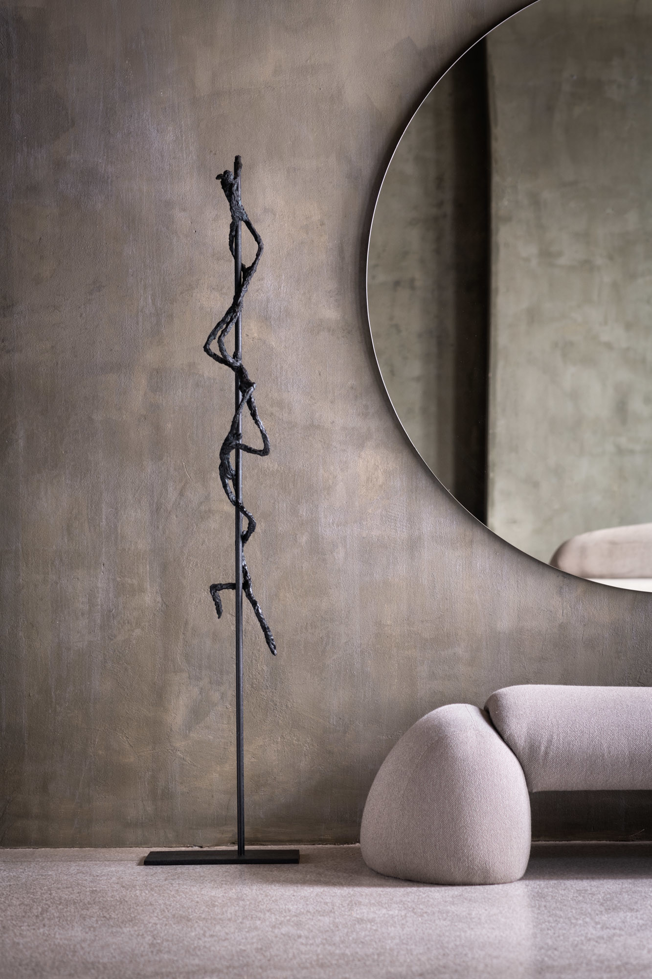 GND-GA348 To depend II by Ann Vrielinck